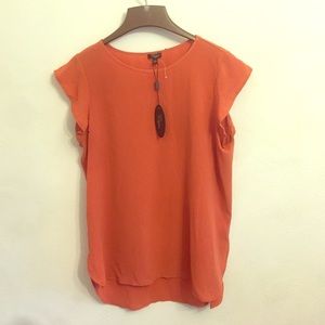 New with tags Orange flowy top